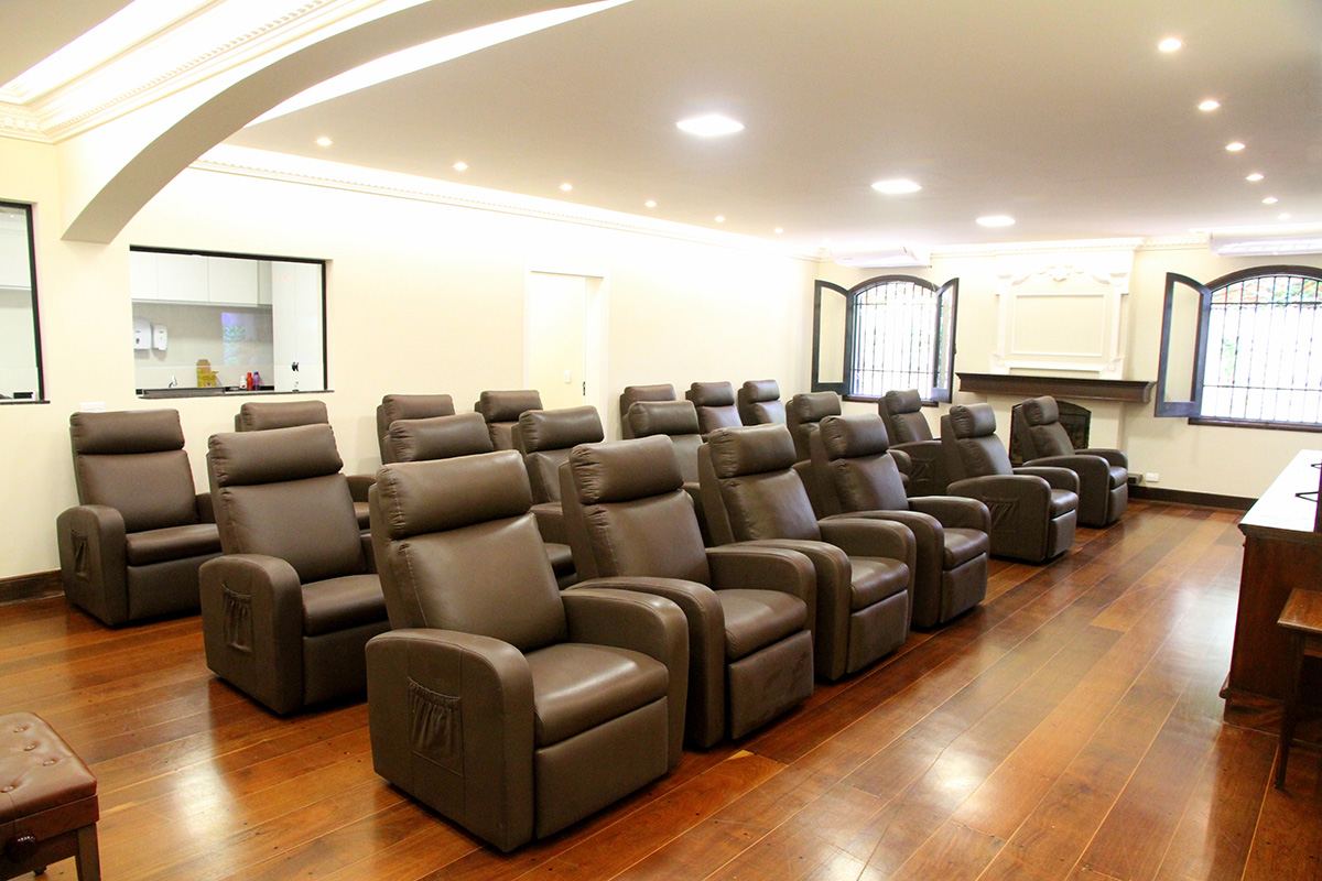 Sala de TV da Unidade 2, vista 1